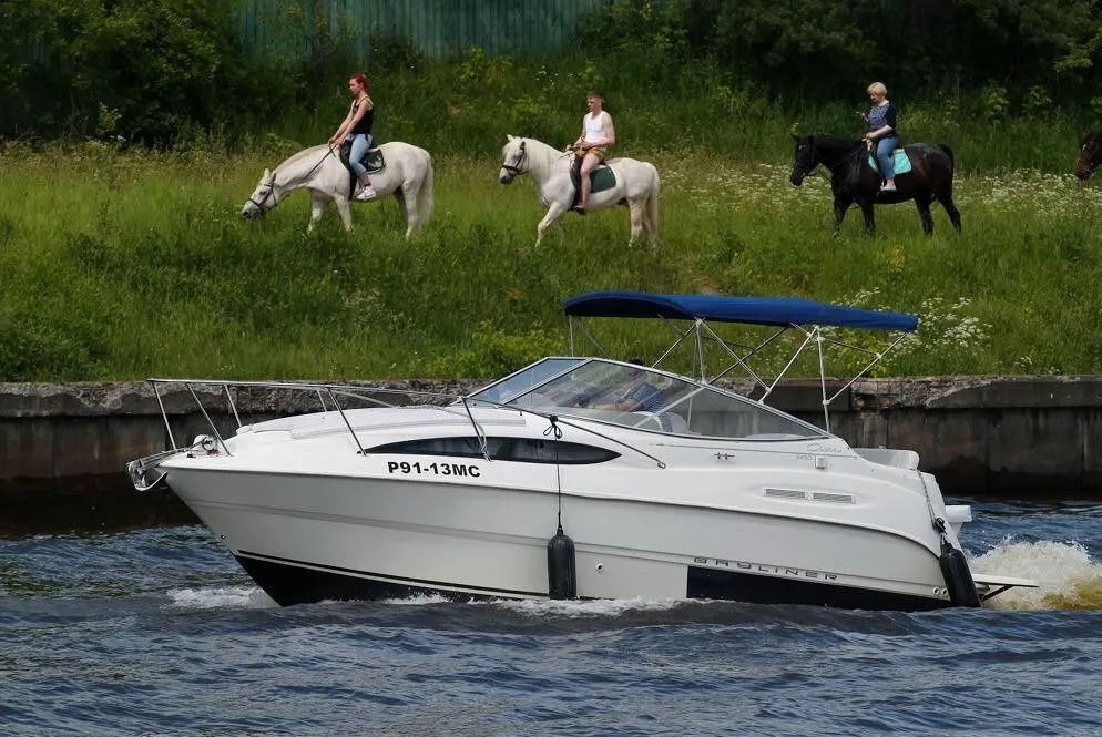 Ciera Charter Boat