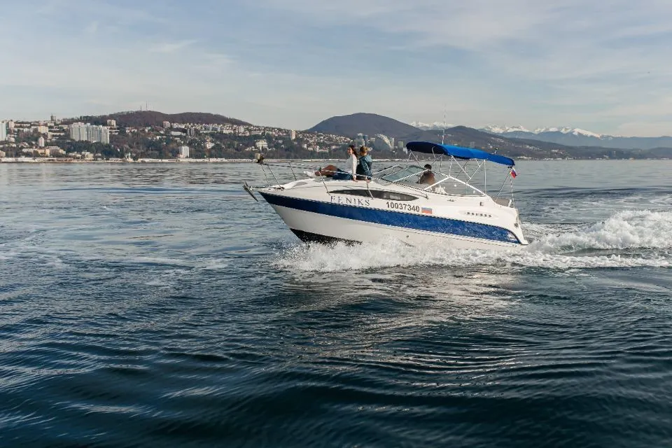 Feniks Charter Boat