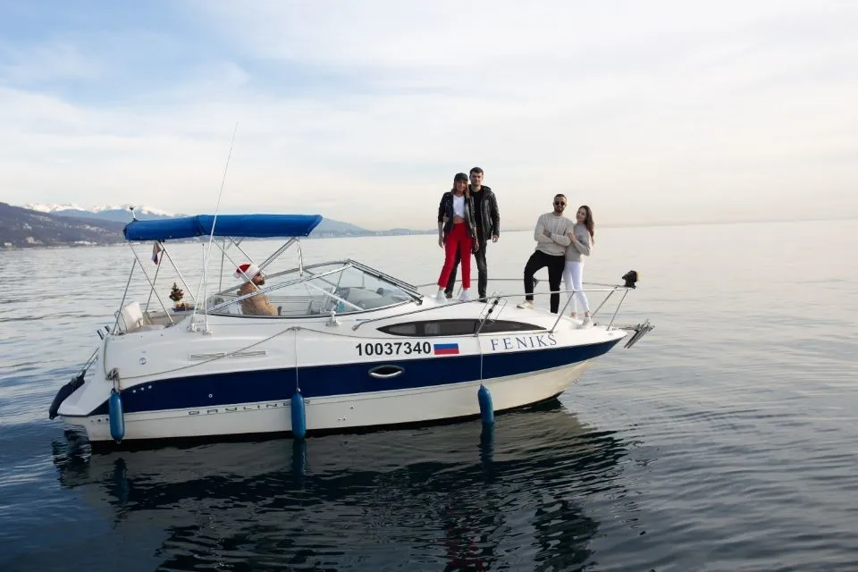 Feniks Charter Boat