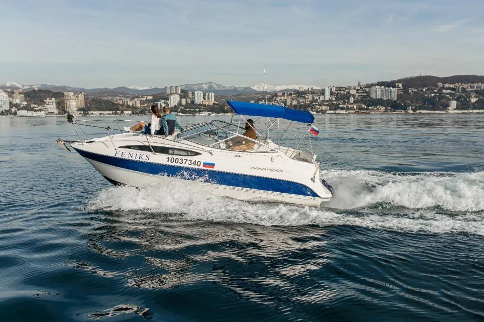 Rent a 7.34m Motor Boat in Sochi