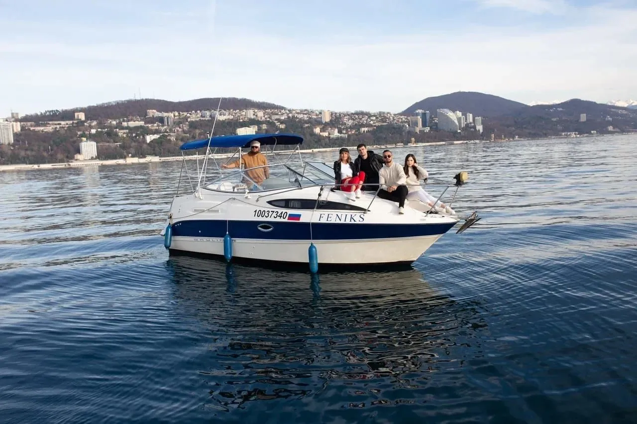 Rent a 7.34m Motor Boat in Sochi