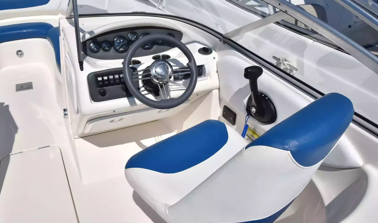 Bayliner Charter Boat