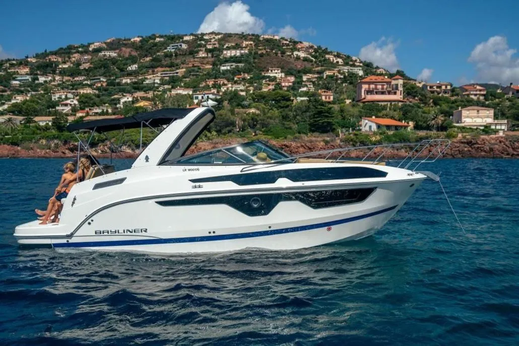 Quantum of Solace Mietboot - 5