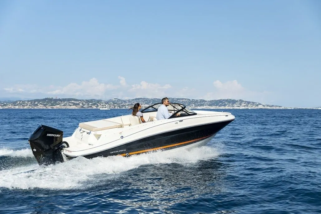 Explore Mikolajki on a 6.19m Rental Motor Boat Bayliner VR5 OE