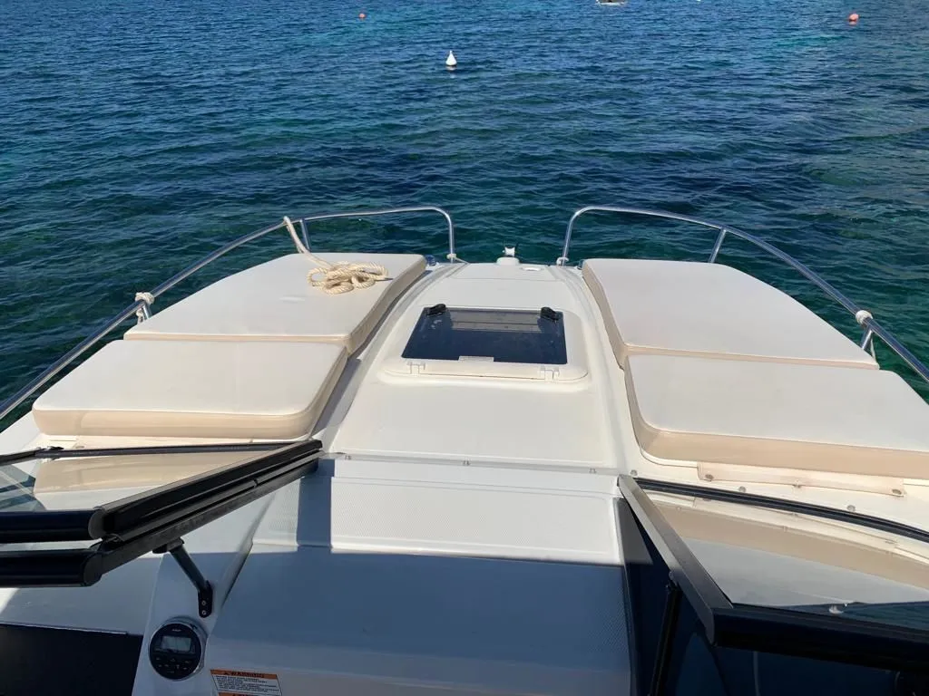 Charter a 6.79m Bayliner VR6 Cuddy Motor Boat in Santa Ponça