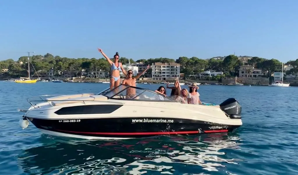 Charter a 6.79m Bayliner VR6 Cuddy Motor Boat in Santa Ponça