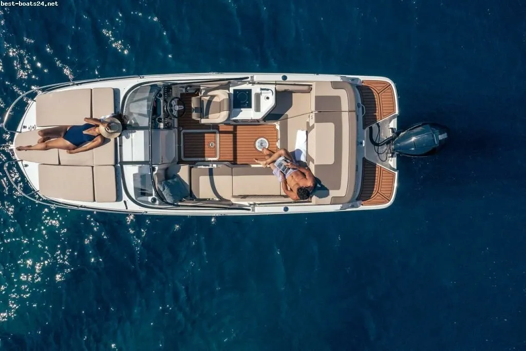 Rent a 6.79m Boat in Antibes