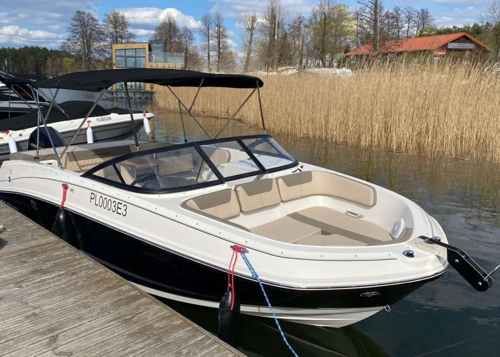 6.79m Mikolajki Bayliner VR6 OE Hire