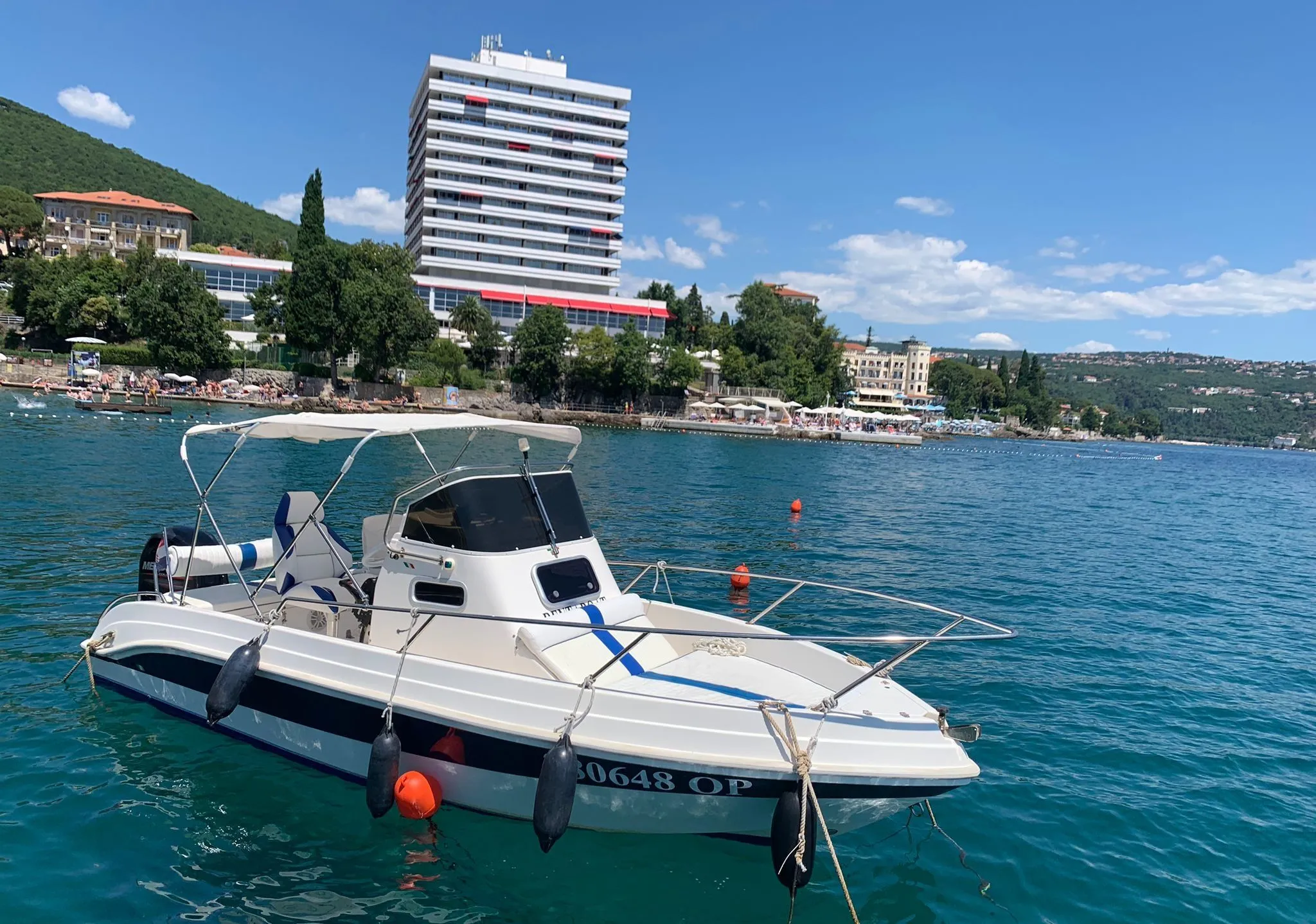 Rent a 5.95m Belingardo 20 Motor Boat in Opatija