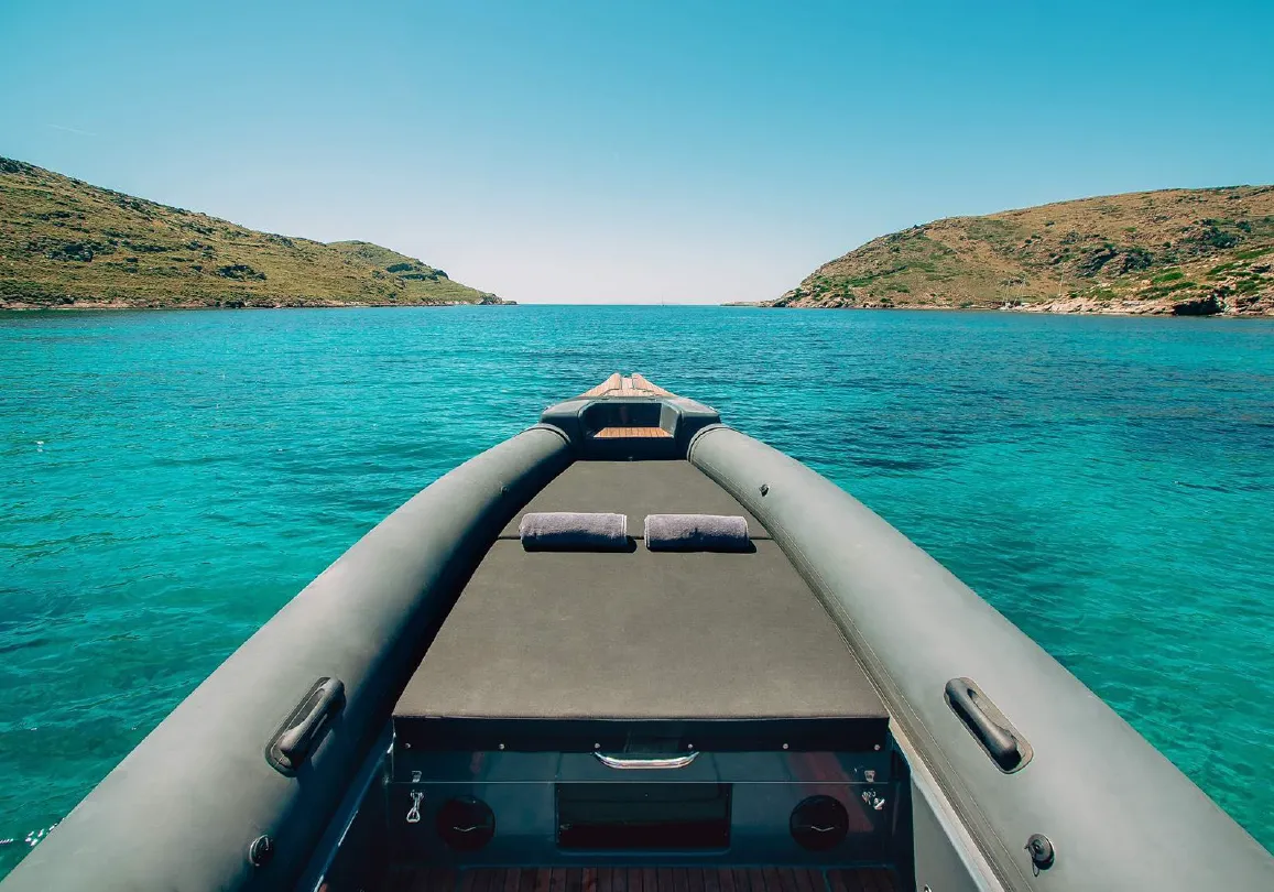 Rock 36 Charter Boat