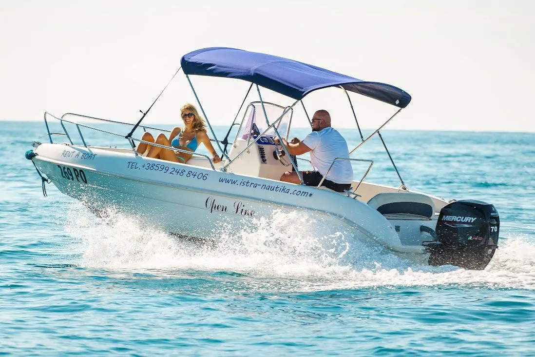 No Name Charter Boat
