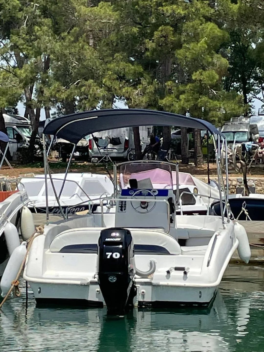 Explore Funtana on a 5.65m Rental Bellingardo Sea Ghost 550