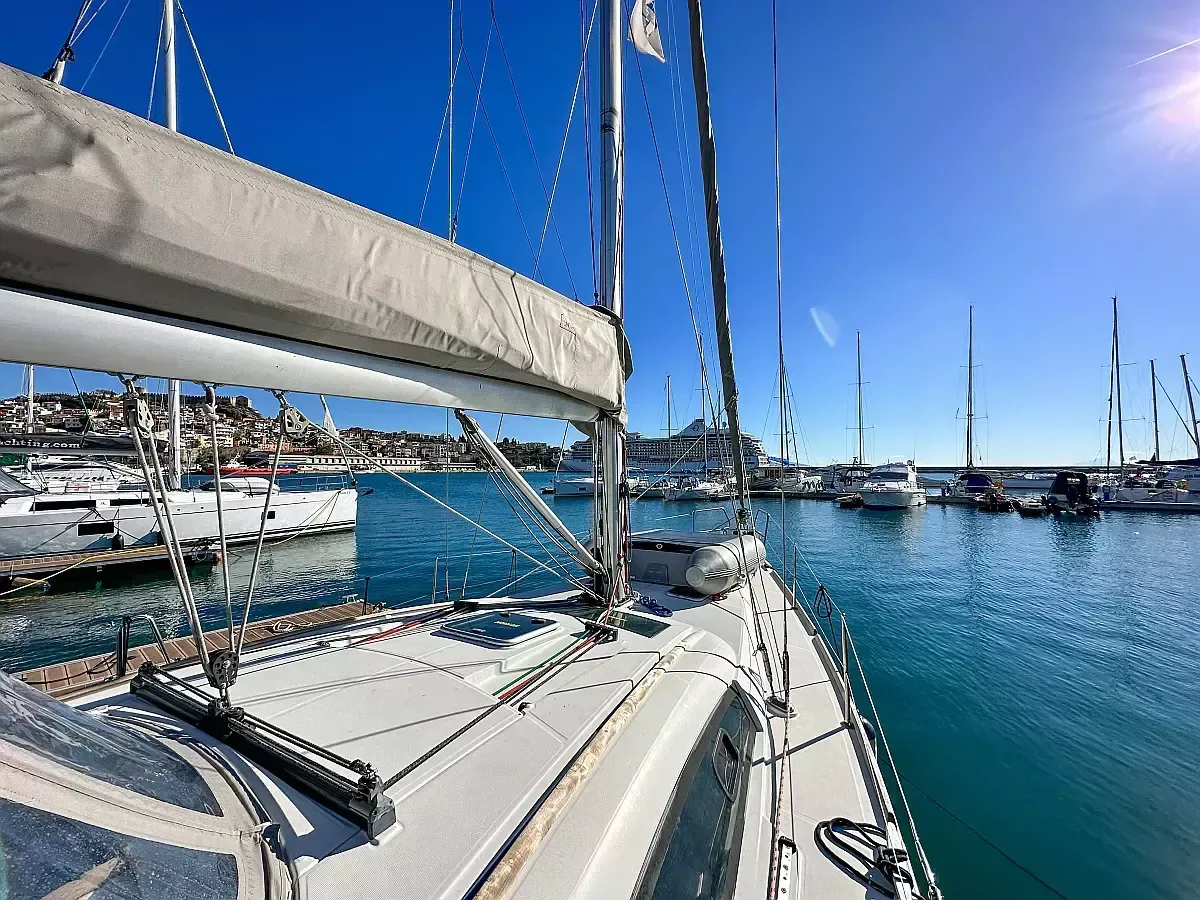 Errica Mietboot - 5