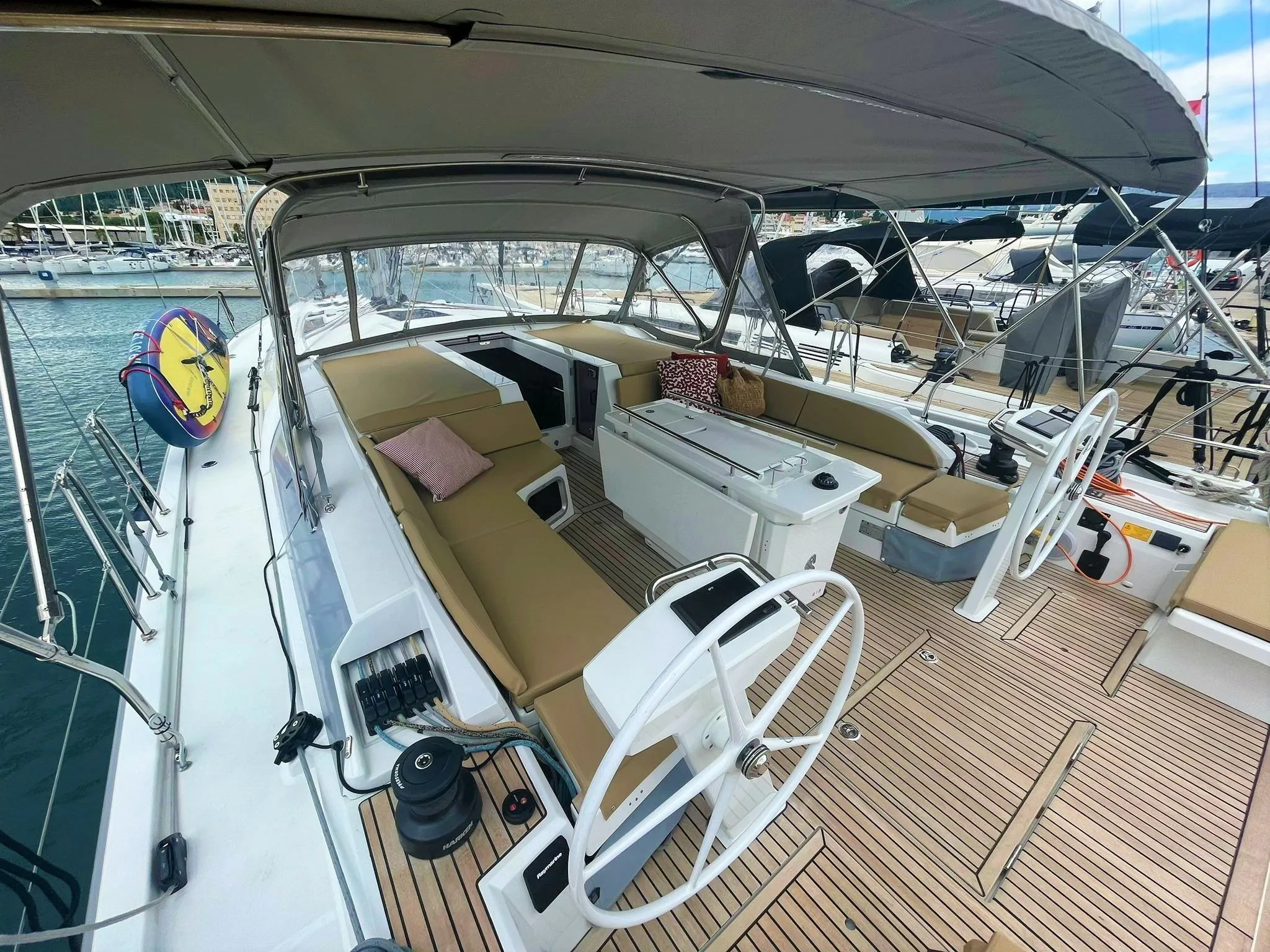 Ultra Spirit Charterboot - 4