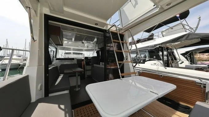 Tango Charterboot - 4