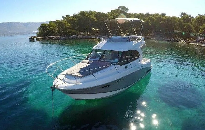 Lumar Seamotion Charter Boat
