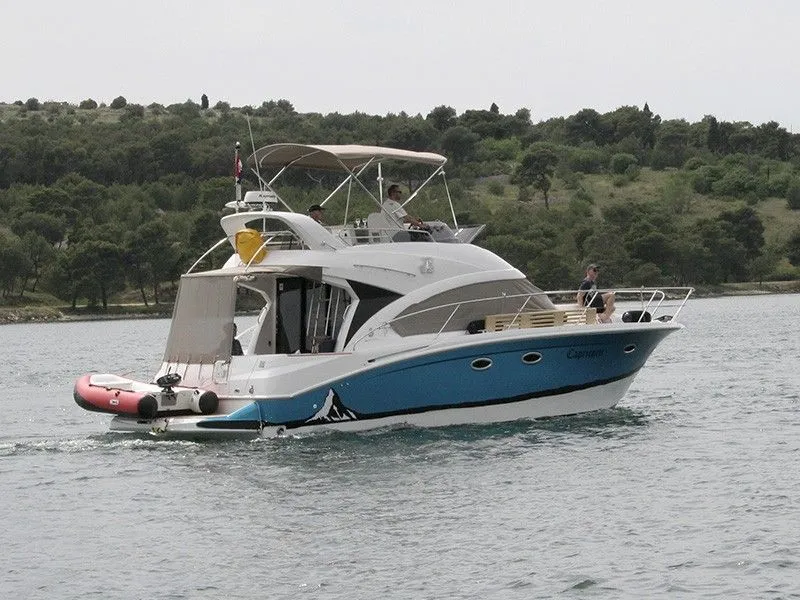 Charter a 11.37m Boat in Šibenik