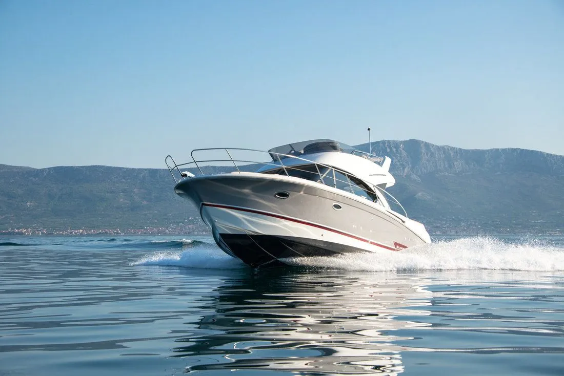 Explore Rovinj on a 11.37m Rental Boat