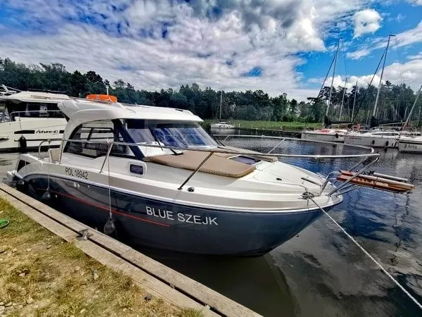 Explore Bogaczewo on a 8.23m Rental Motor Yacht