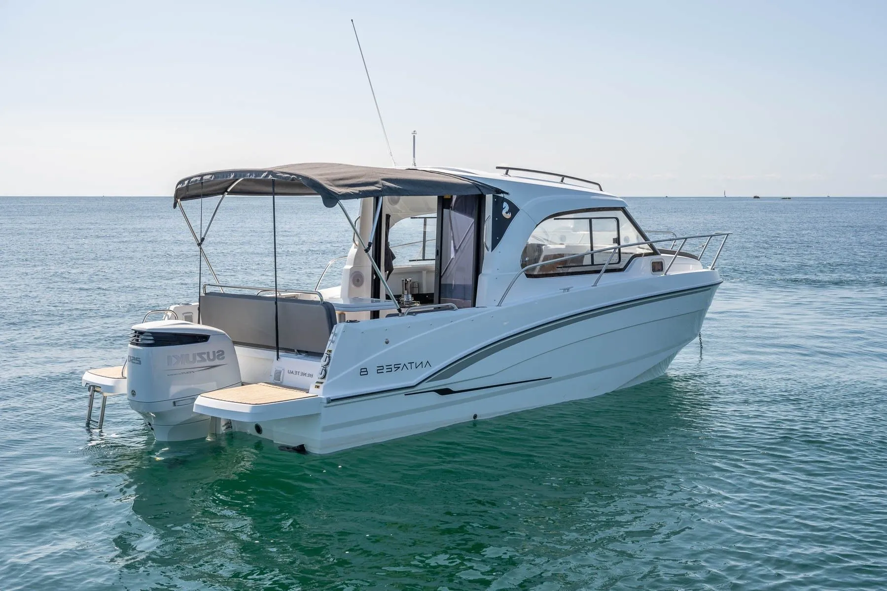Setemana 3 Charter Boat