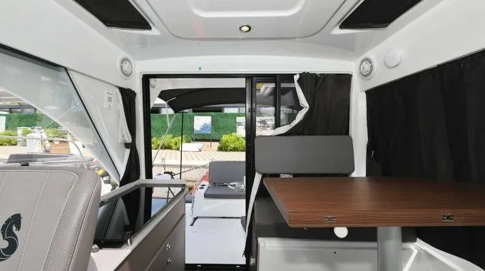 Aurora Kiralık Teknesi
