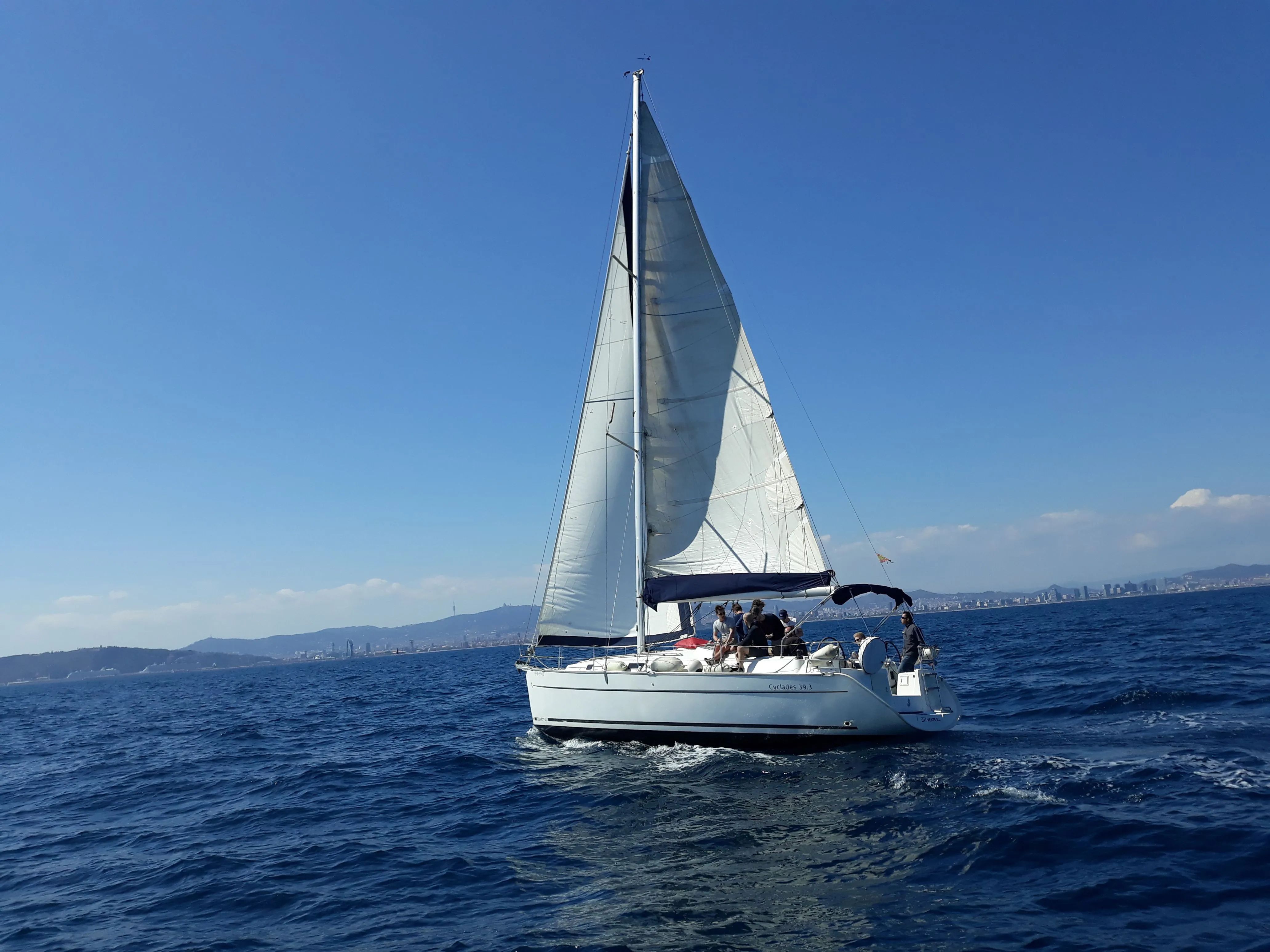 11.8m Barcelona Sailing Yacht Beneteau Cyclades 39.3 Hire