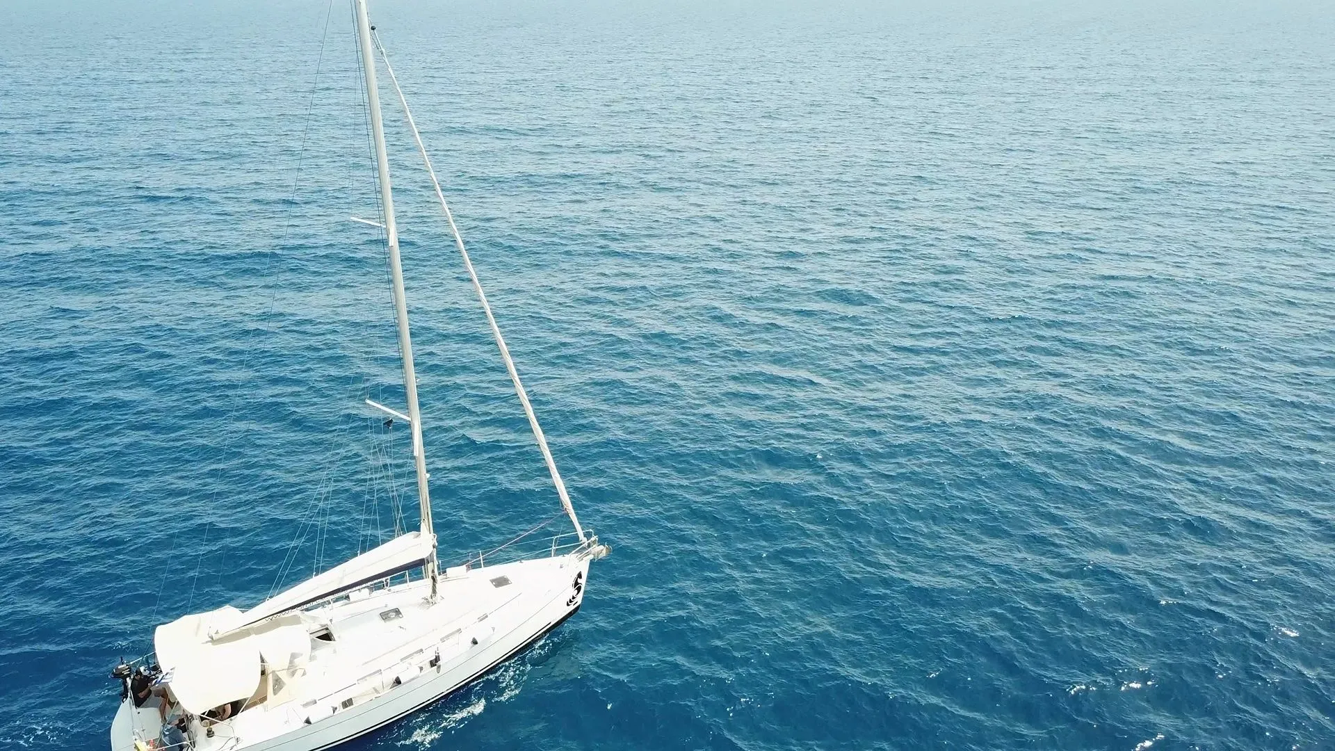 Happy sailing Charter Boat