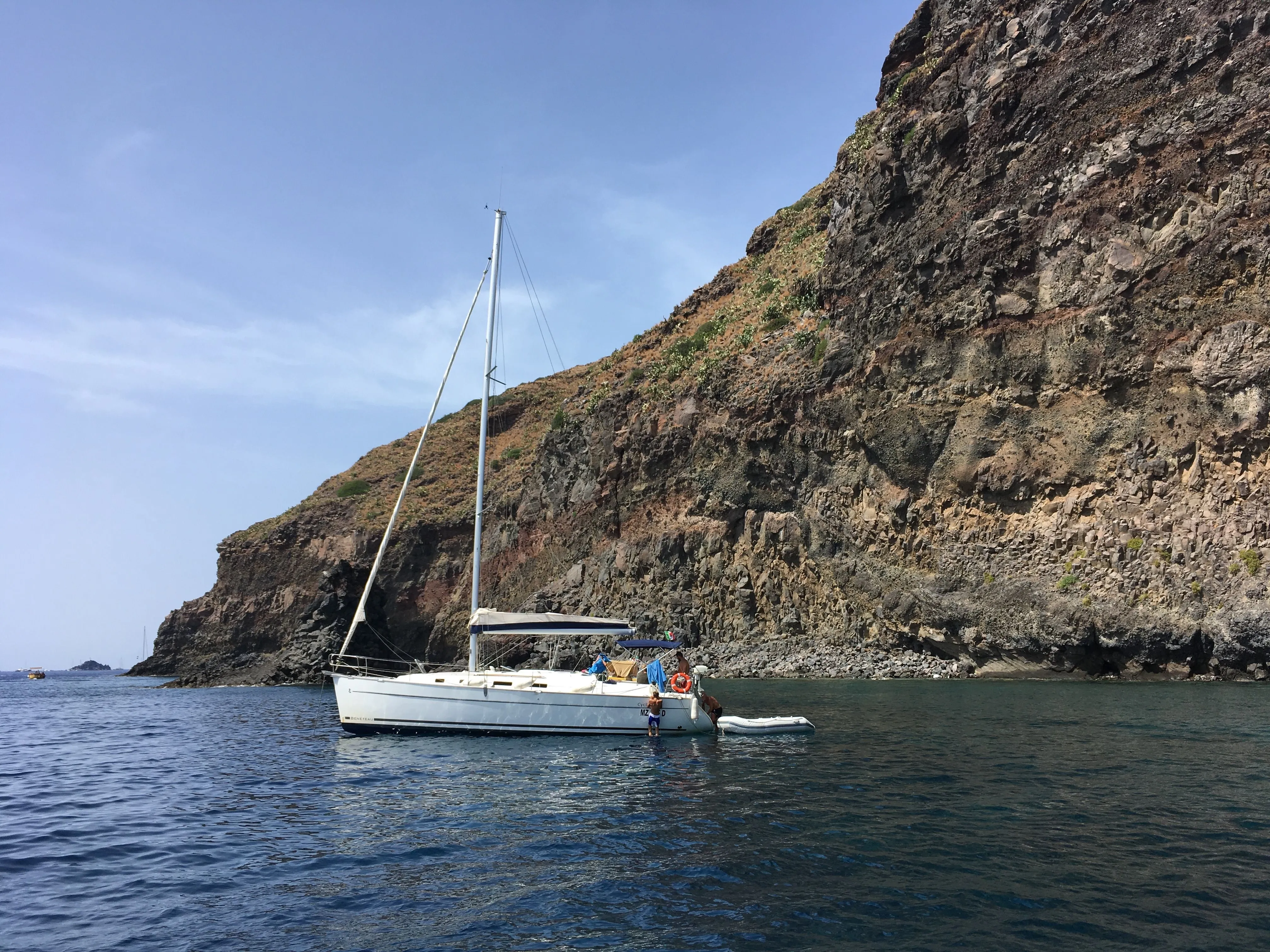 Via col vento Charter Boat