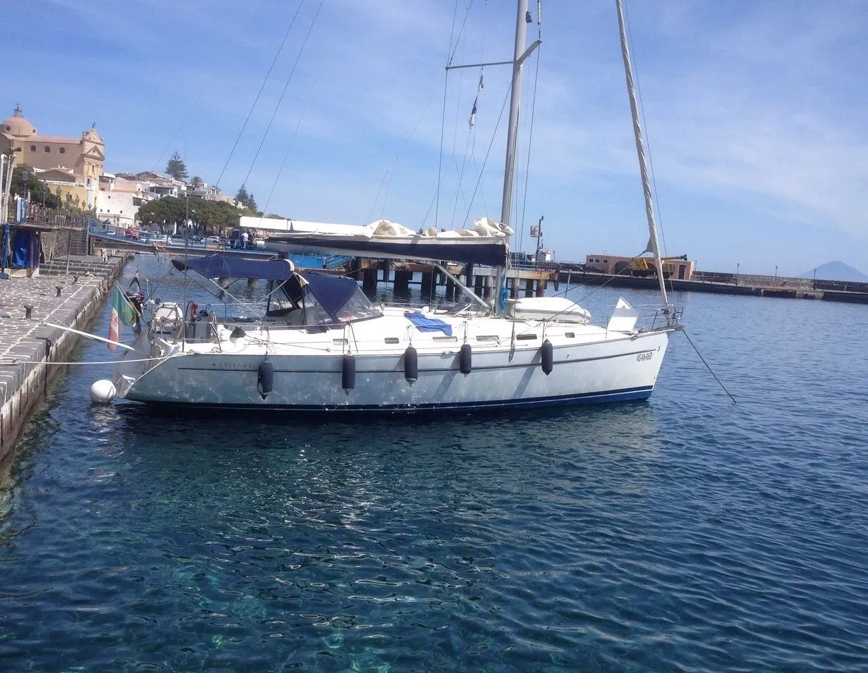 12.94m Milazzo Beneteau Cyclades 43.4 Hire