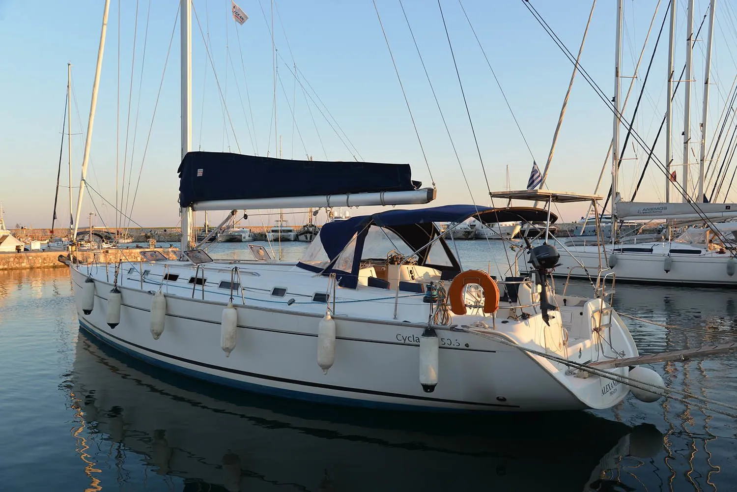 Lui Charter Boat - 3