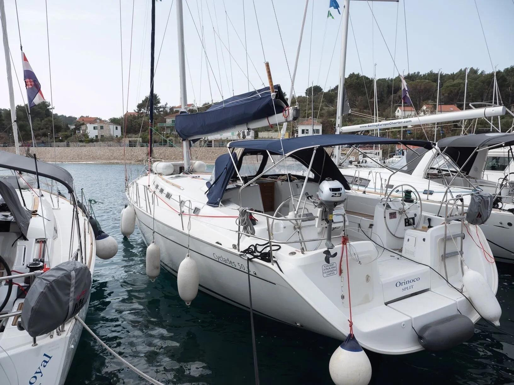 Rent a 15.62m Sailing Yacht Beneteau Cyclades 50 in Rogač