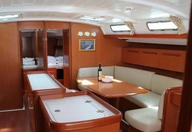 Orion 1 Charterboot - 4