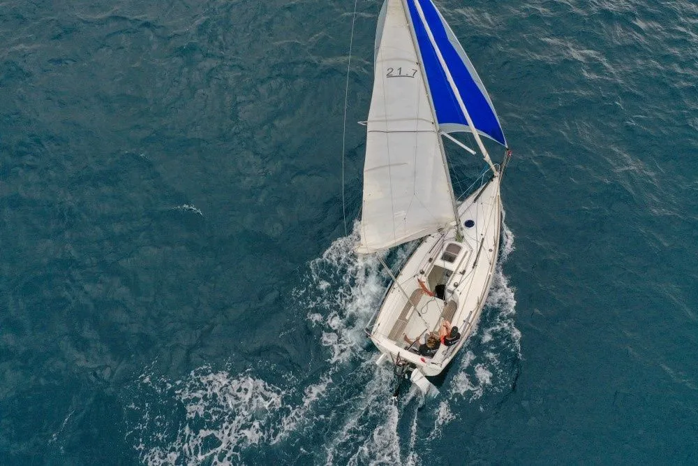 Чартер Chouchou 2 - 4