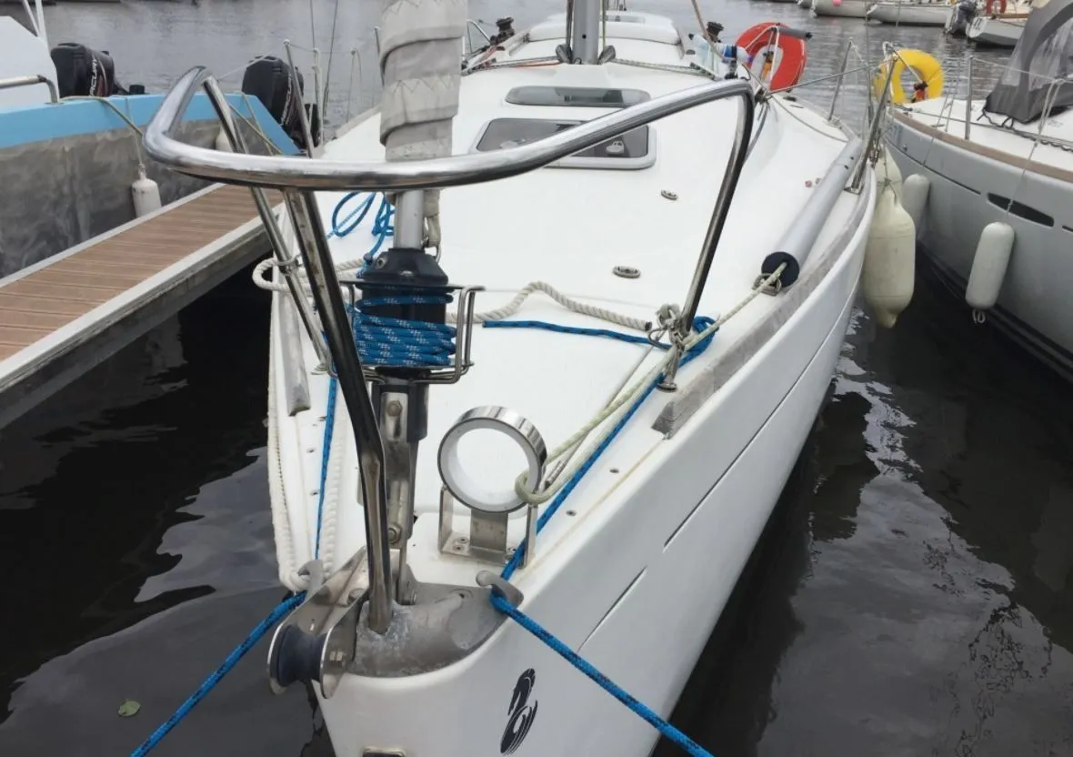7.9m Quiberon Sailing Yacht Beneteau First 25.7 QR Hire