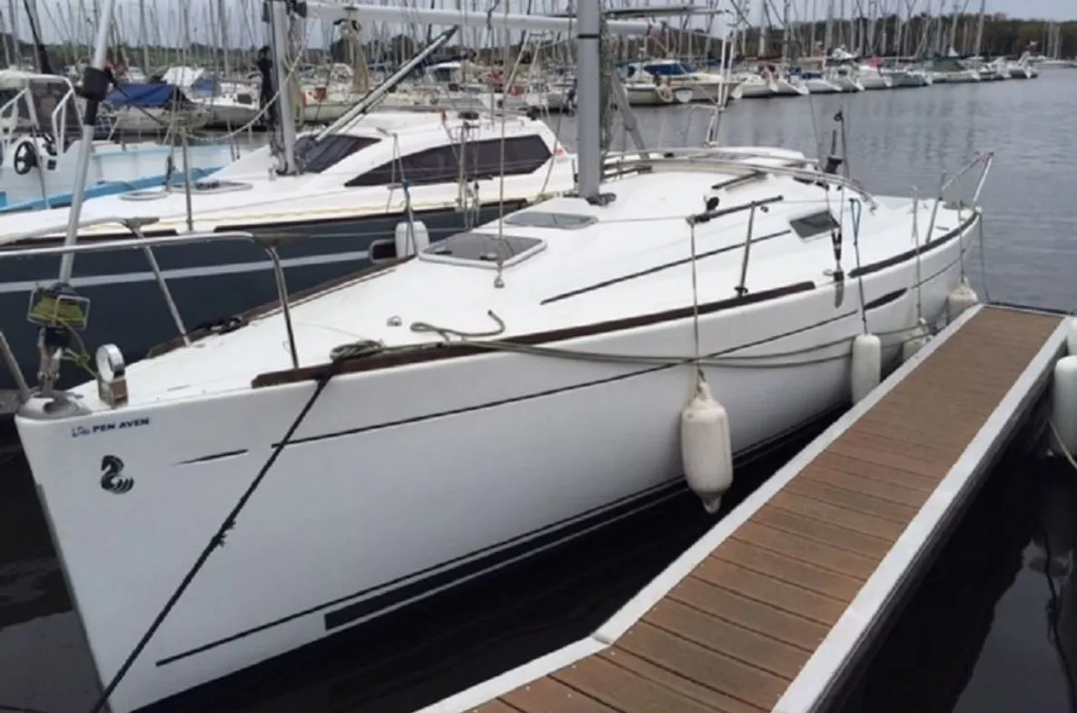 Aneto Charter Boat
