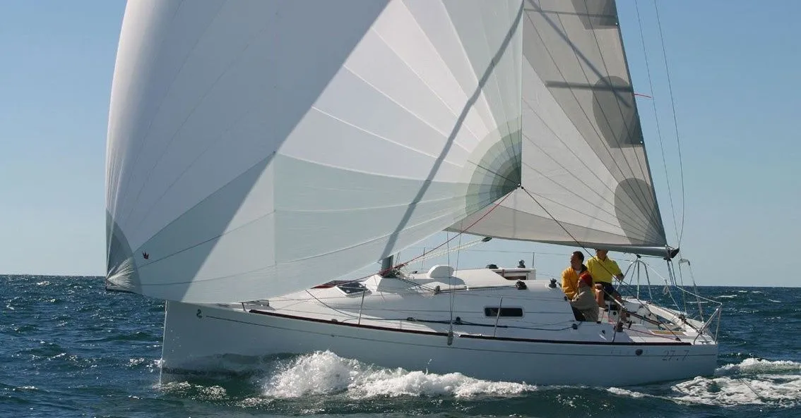 Rent a 8.85m Sailing Yacht Beneteau First 27.7 in La Trinite-sur-Mer