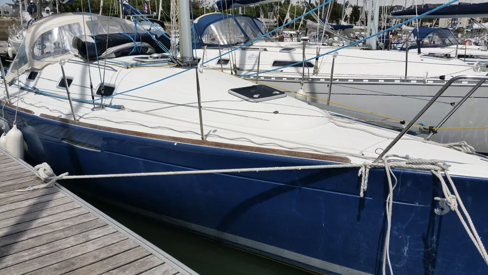 Beurre Sucre Charter Boat - 1