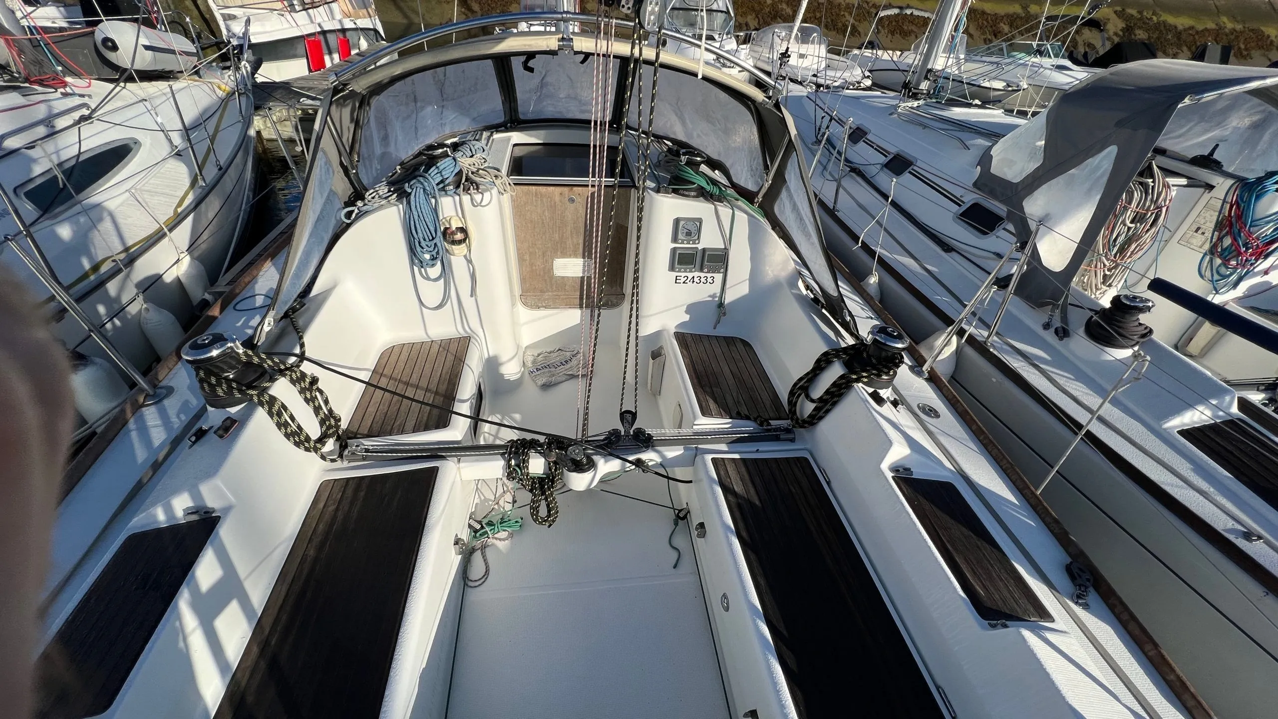 Ker Jonathan Charter Boat - 3