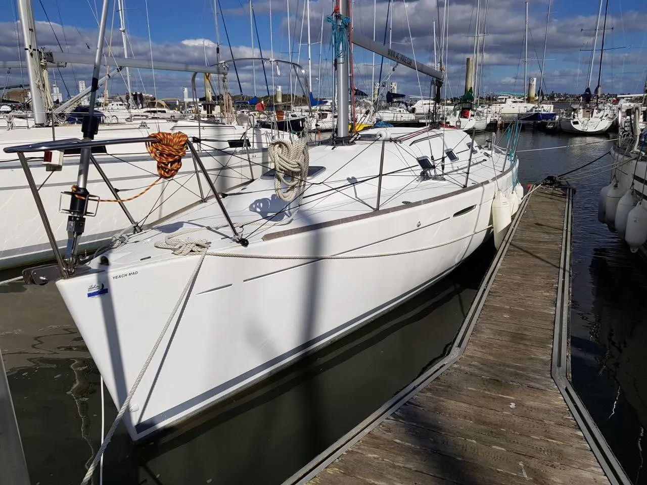 Polly Mietboot - 3