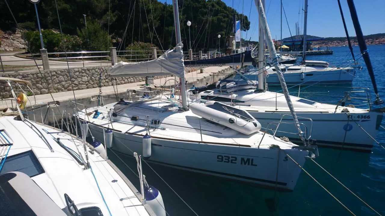 Ruta Charter Boat