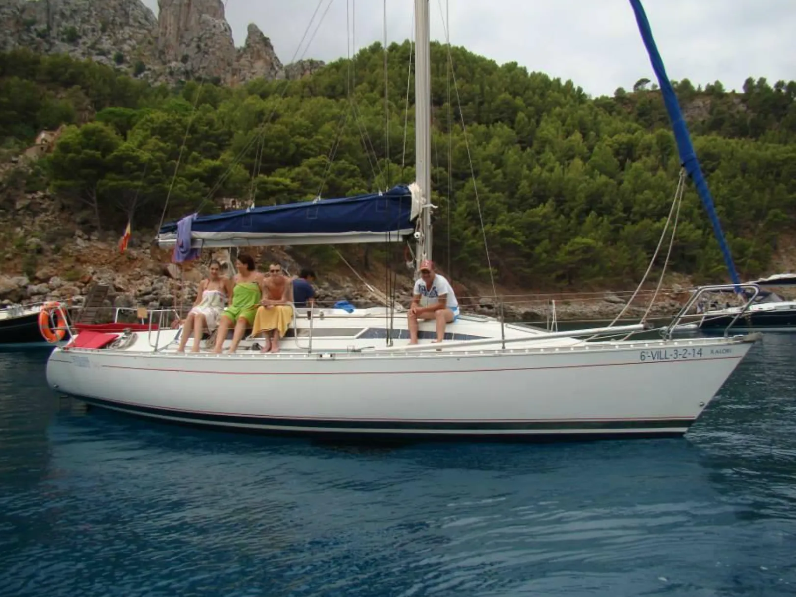 Charter a 10.55m Beneteau First 345 Sailing Yacht in Port de Soller