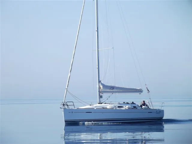 Charter a 10.85m Sailing Yacht in Jezera