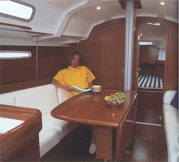 Fissa Charter Boat