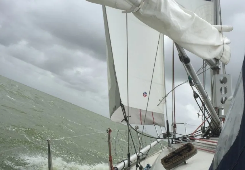 Grote Beer Charter Boat