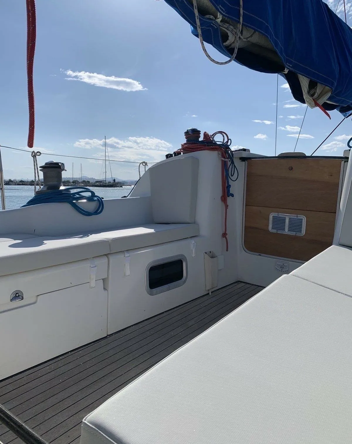 Empleon Charter Boat - 5