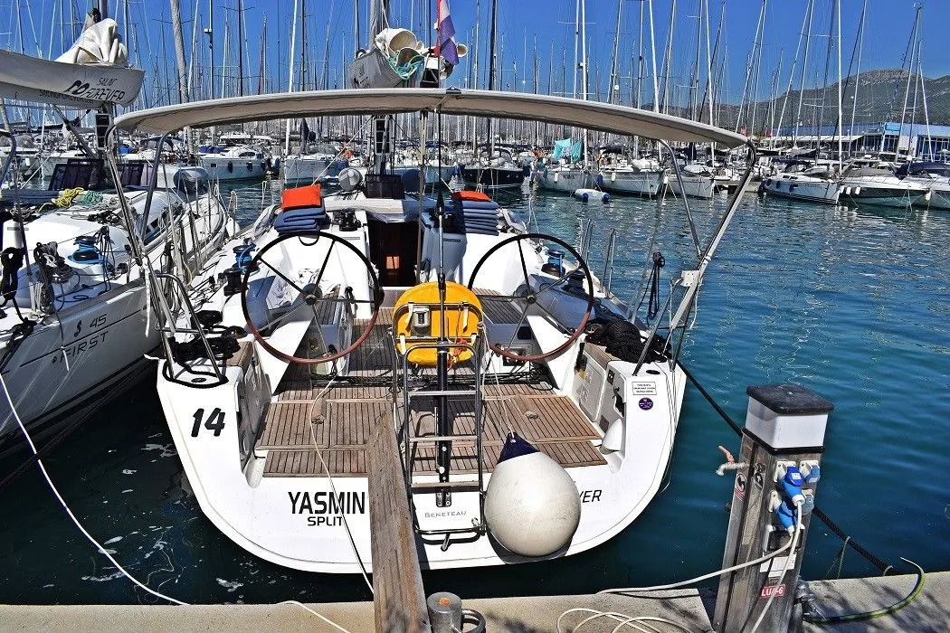 Yasmin Charterboot - 3