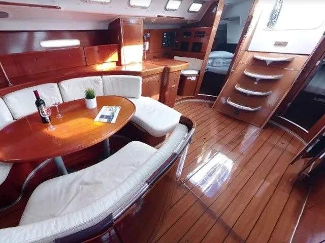 First Class 2 Mietboot - 5