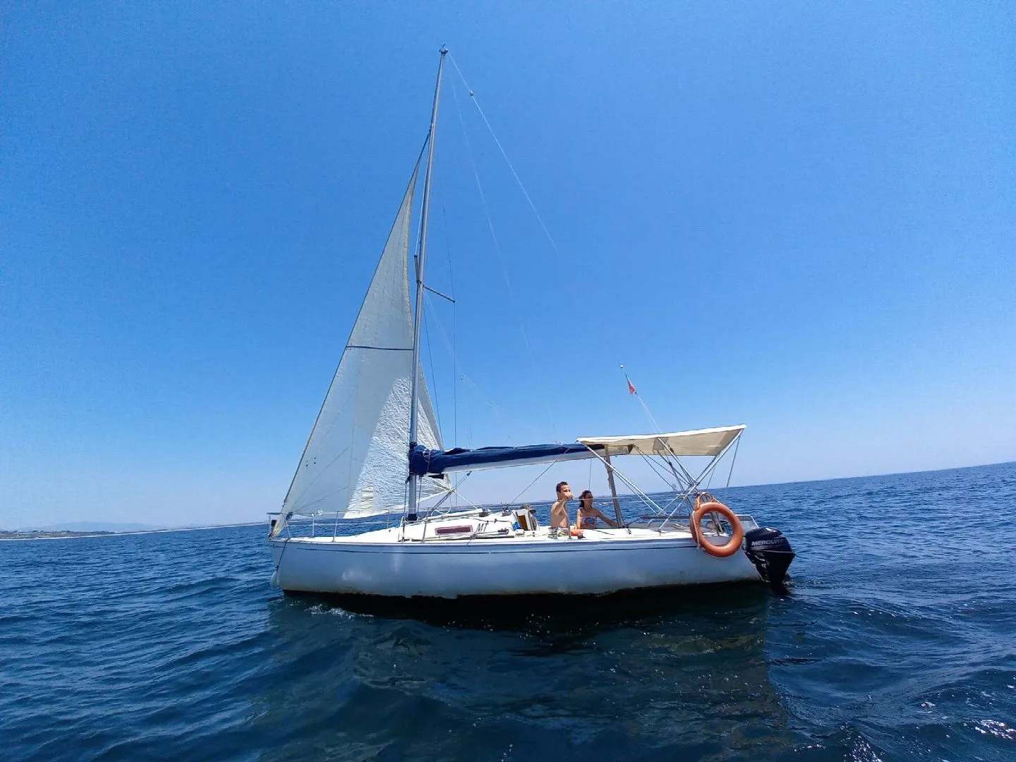 Rent a 7.64m Beneteau First Class 8 in Portimão