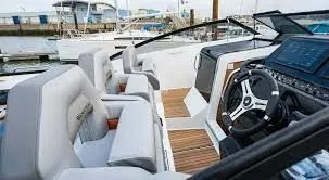 No Name Charterboot - 4