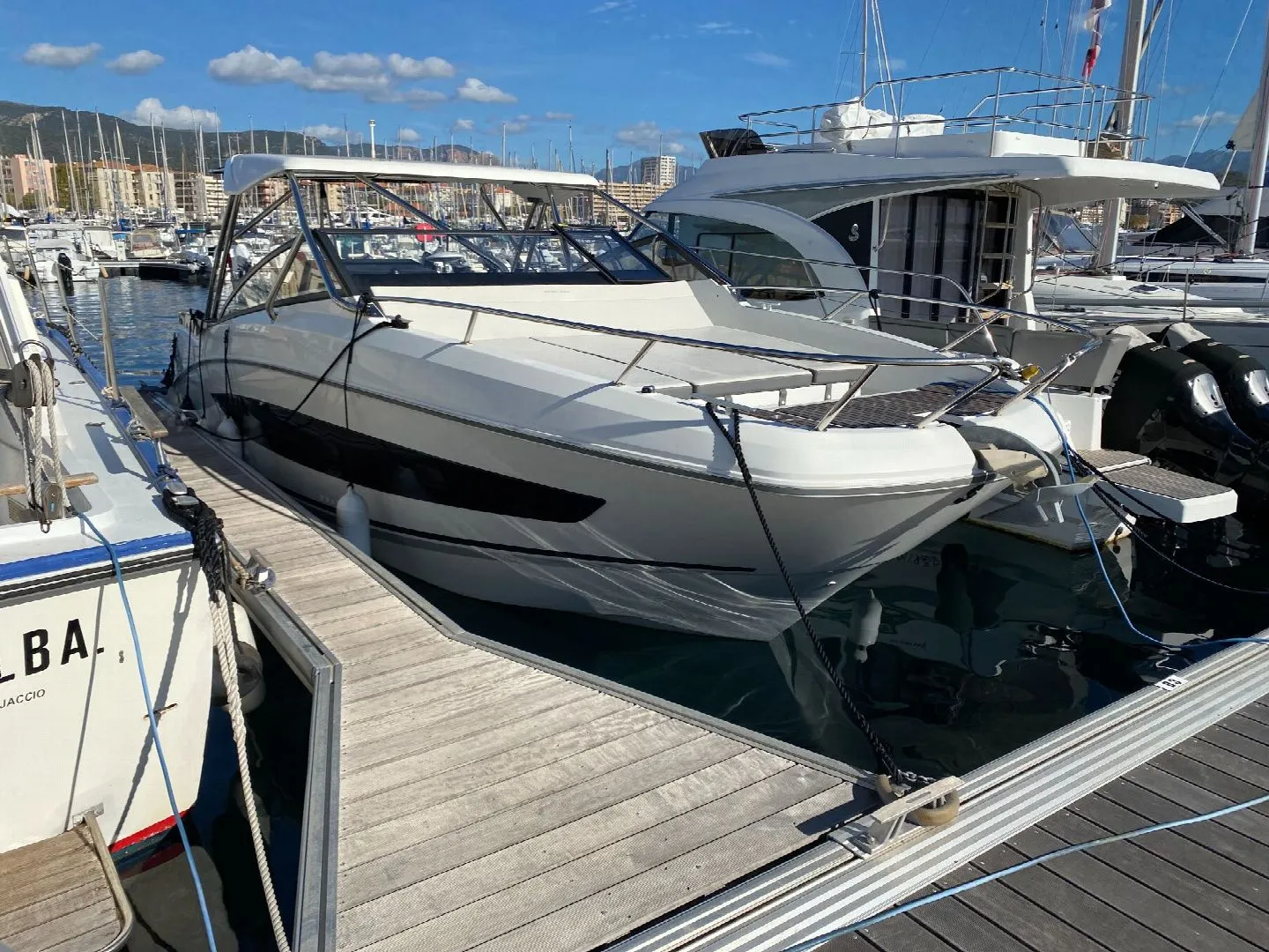 Чартер Cristal 3 - 3